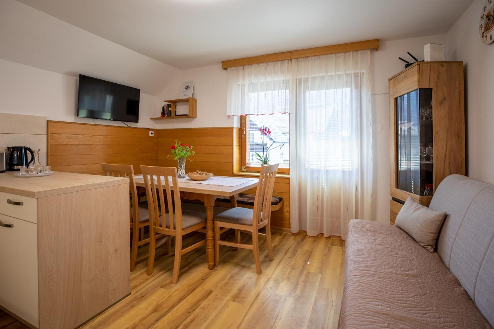 Apartmaji Prezelj Бохинь Экстерьер фото